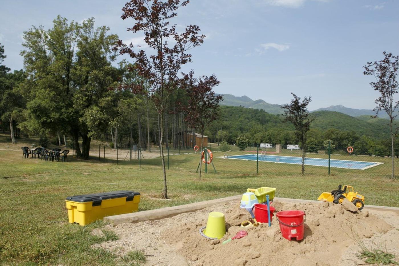 Camping Maçanet de Cabrenys Buitenkant foto