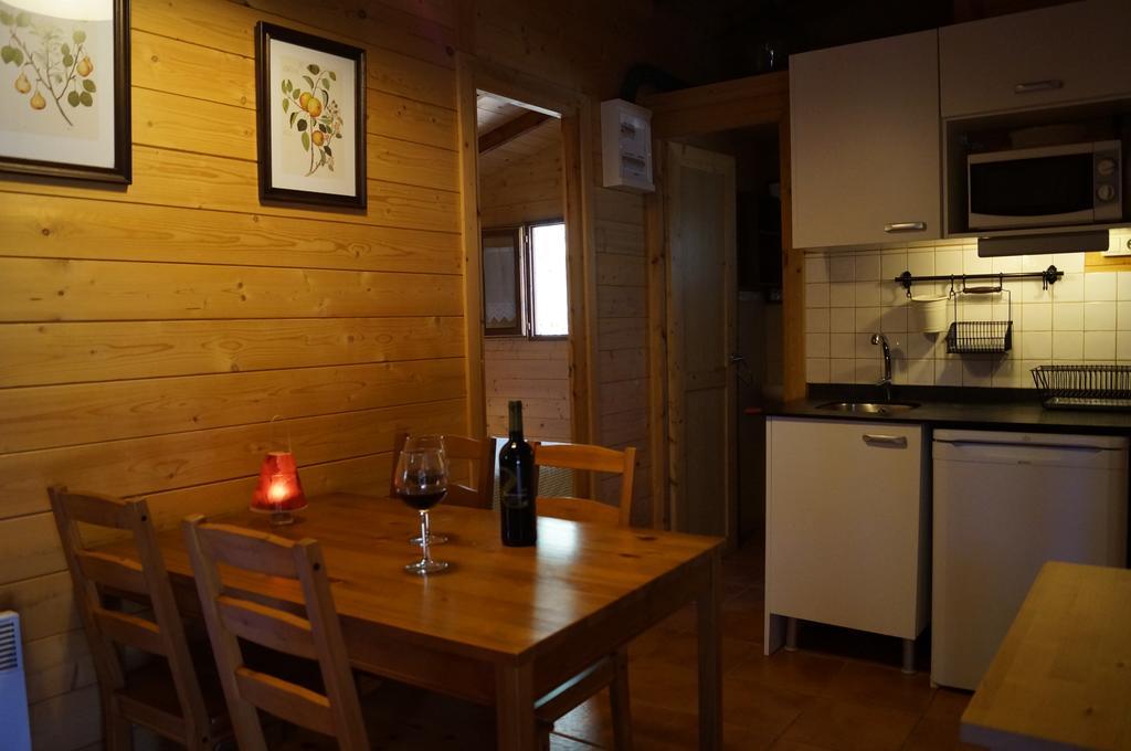 Camping Maçanet de Cabrenys Buitenkant foto